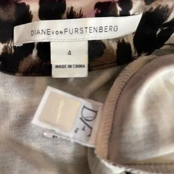 Diane Von Furstenberg classic wrapdress sz 4 BoxI cheetah print 3/4 sleeves - Picture 3 of 7